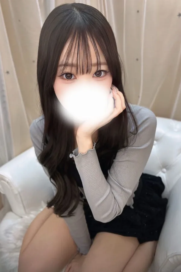 小春ゆみ