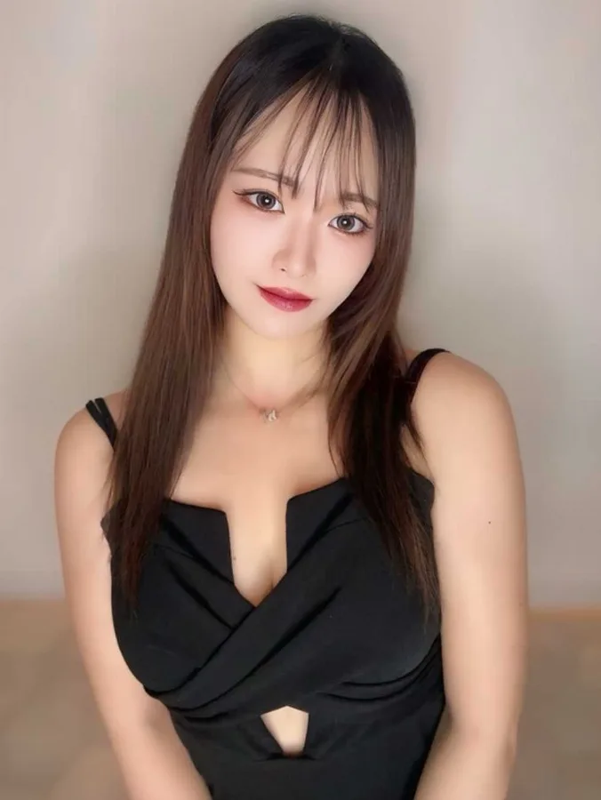 藤牧しゅな