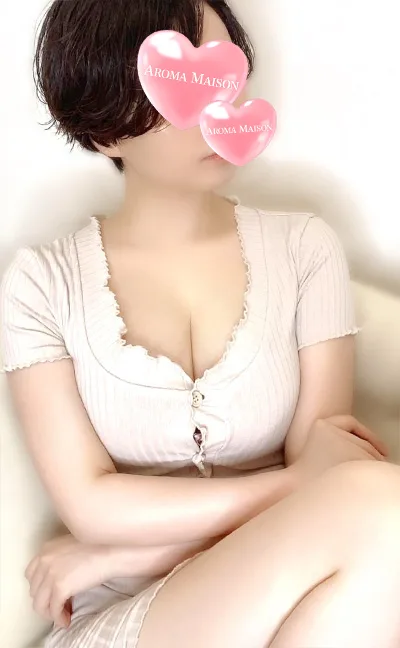 片桐あや