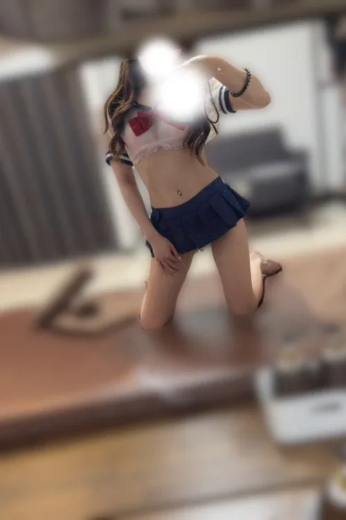 朝日奈えま