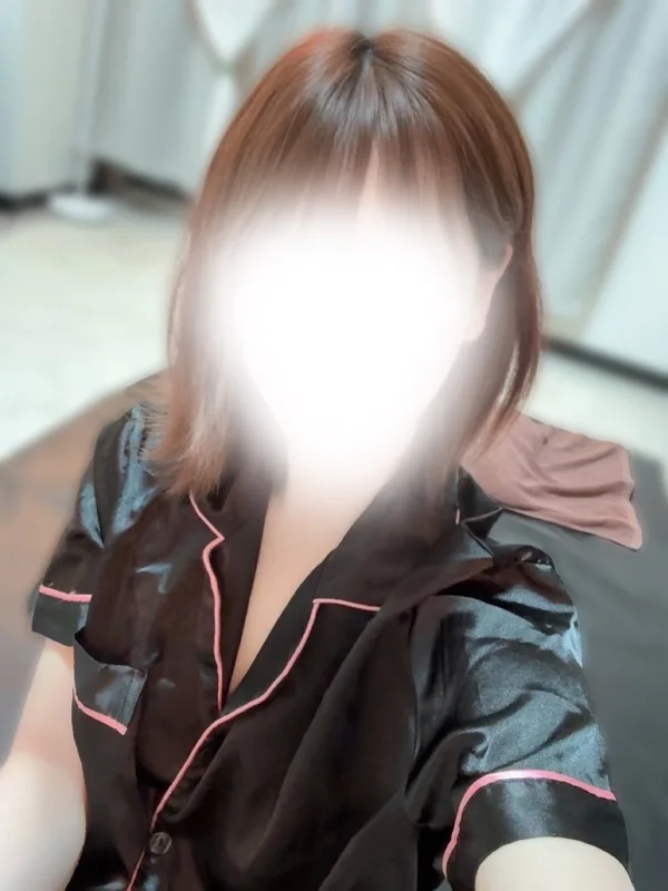 麻生 みな