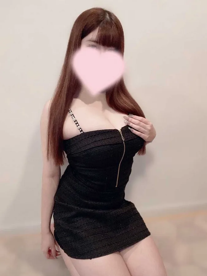 小宮ひなの