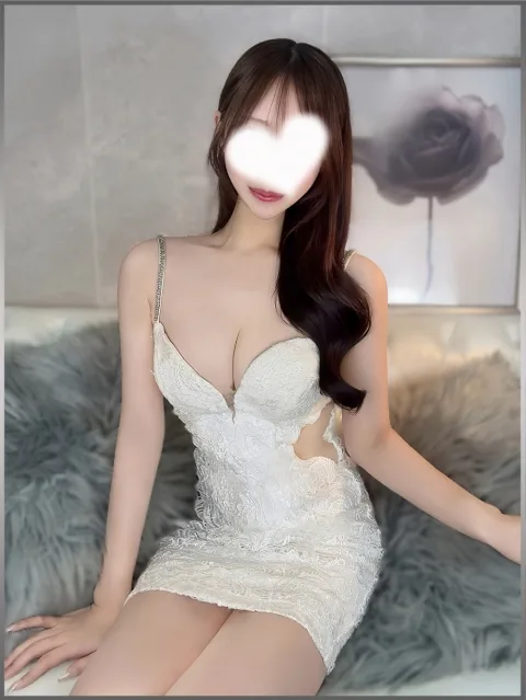 佐伯ゆりあ
