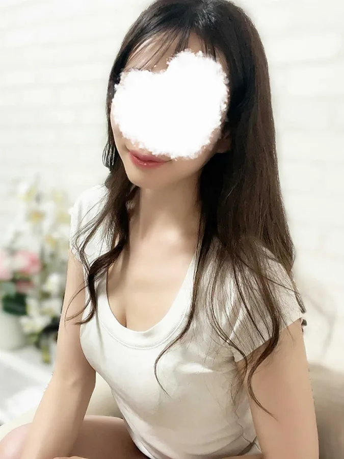 七瀬ゆい