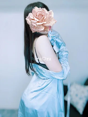 早乙女らら