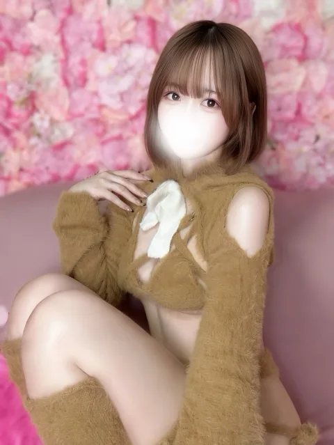 愛月まゆ