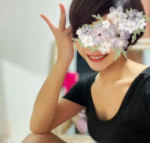那波（ななみ） Nanami