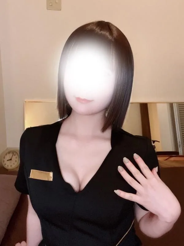 絢瀬 めい