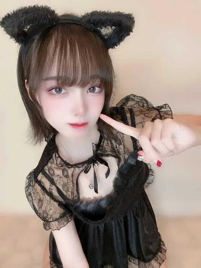 安室みかさ