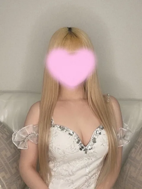 星乃るる
