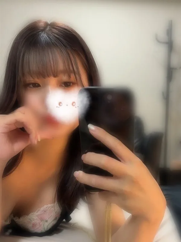 美波 あずさ