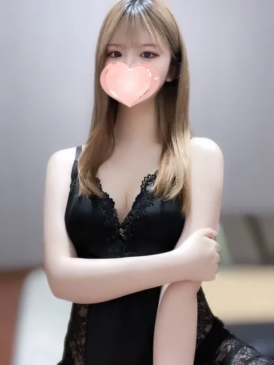 れいこ【激カワ18歳♡モデル級スタイル】