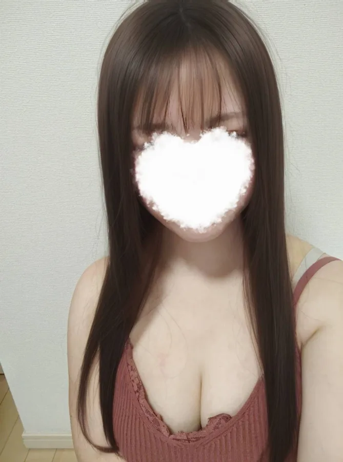 Therapist. ウルテこはる（22 歳 ）