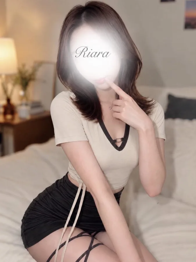 りあら