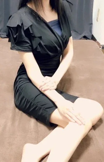 葉山しおり(32)
