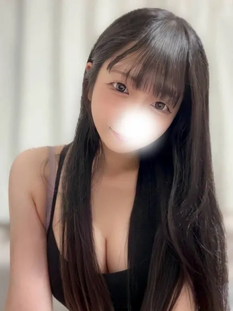 茉白みる