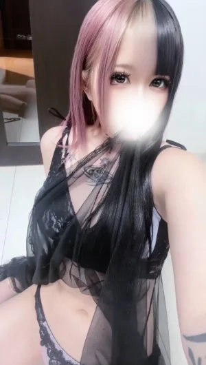 つき