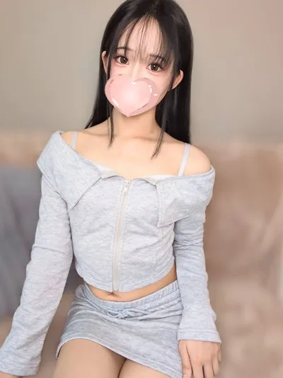しゅな【スレンダー美女♡魅惑の色気】