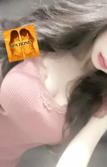 みな(25)