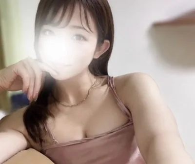 白井かなで