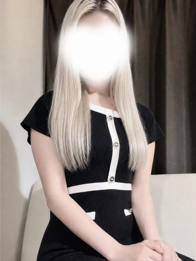 咲乃ゆな