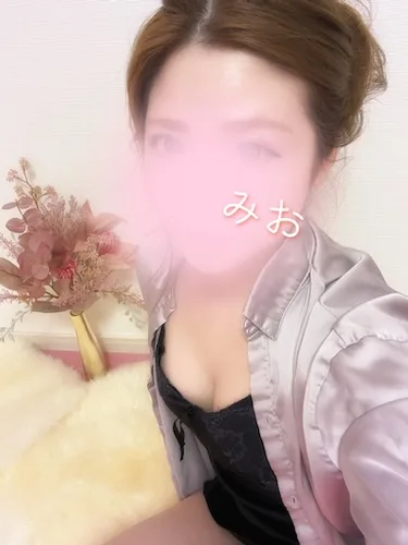 結城みお