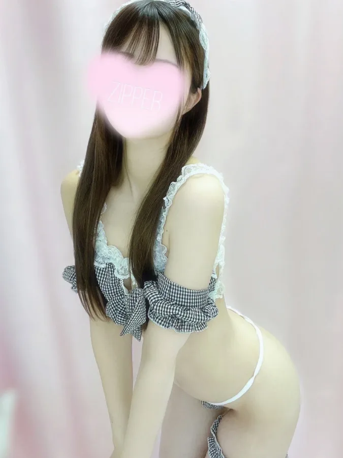 三崎ここあ