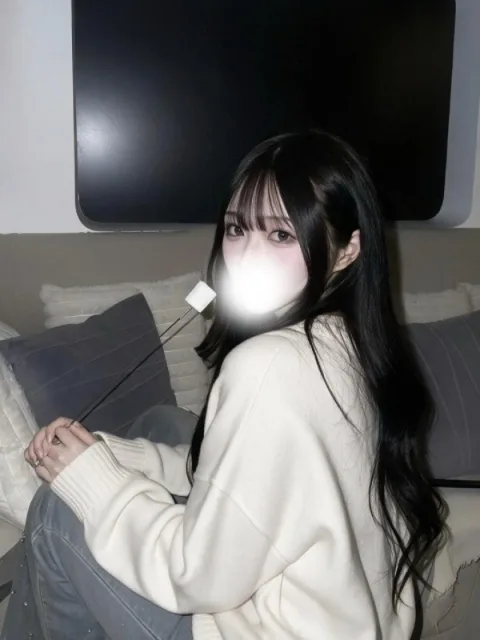 ゆりな