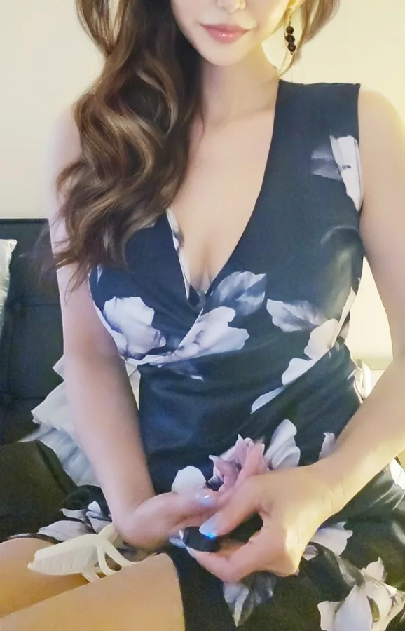 麗奈 れな