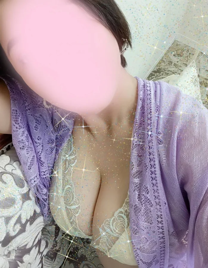 Therapist. まんぷく瑠璃（43 歳 ）