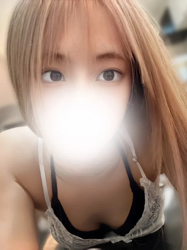 美月 さな