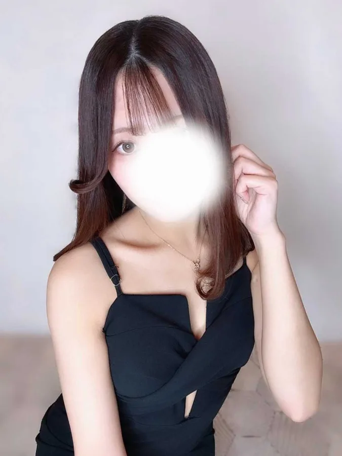皐月ななか