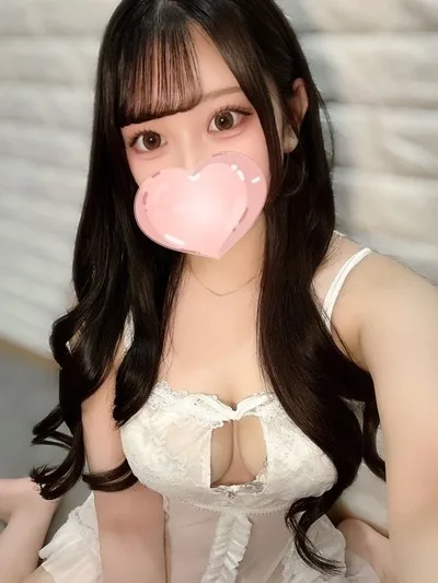 あいな【超絶kawaii♡色白Gカップ】