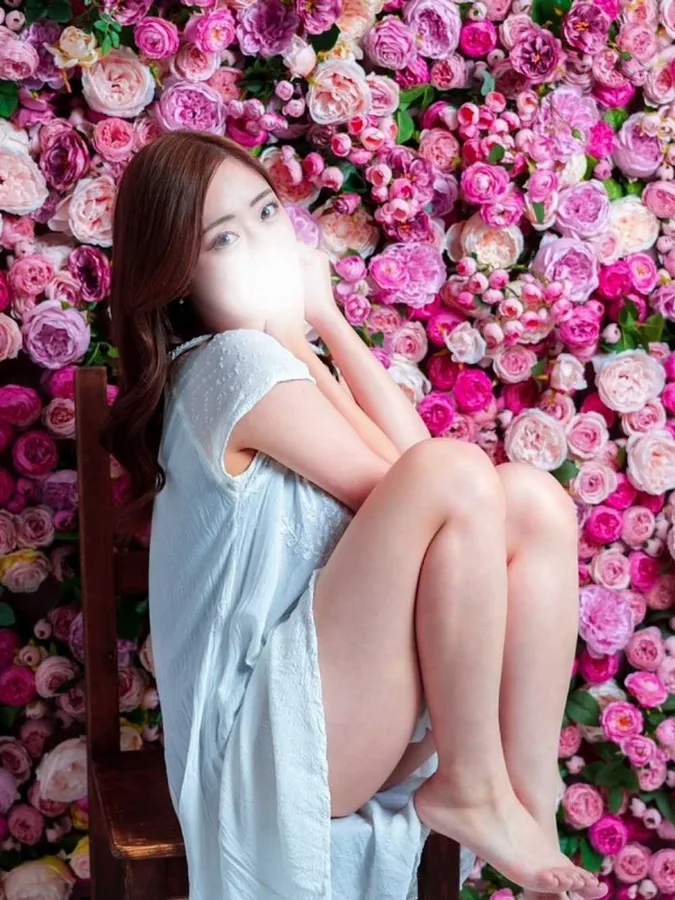 一咲かなみ
