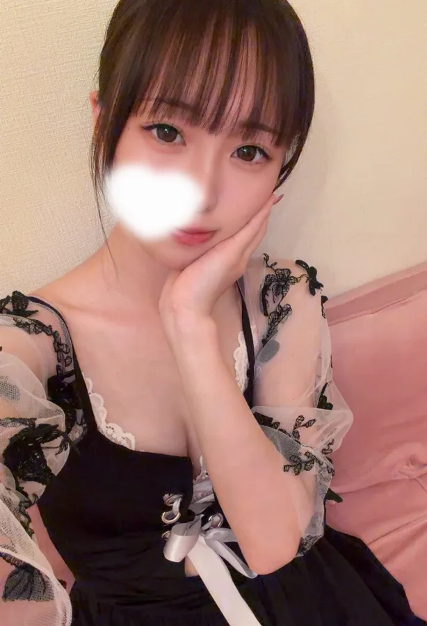 東雲ひなの