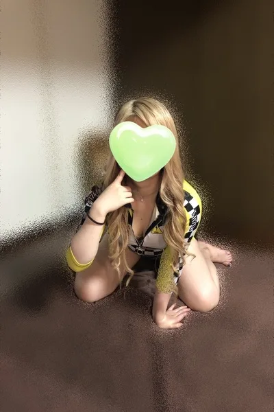 ももあ