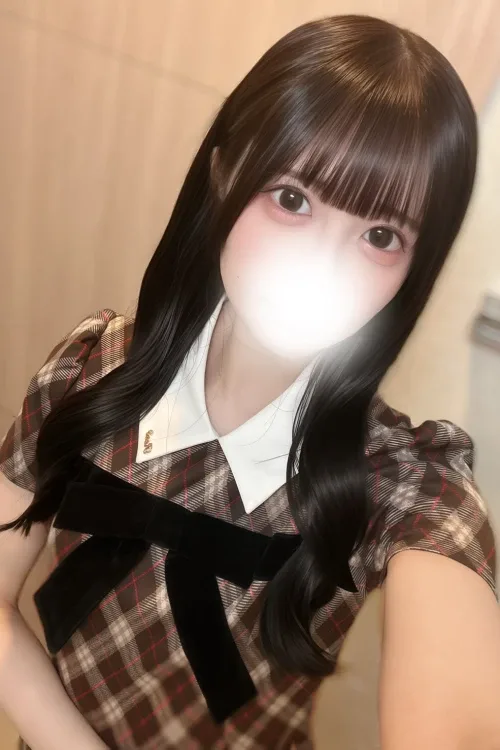 白雪 ここな