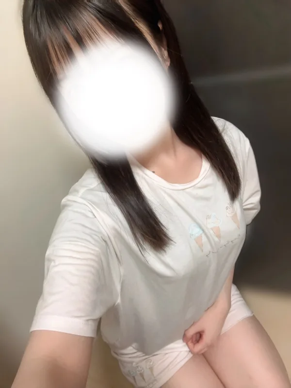 葵ゆみ