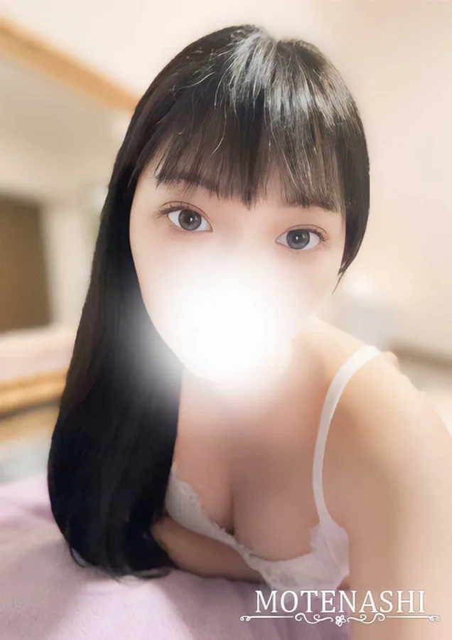 藤堂ももな