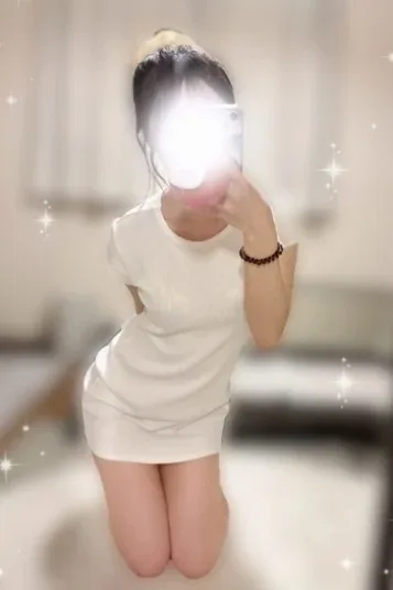 ひな(21)