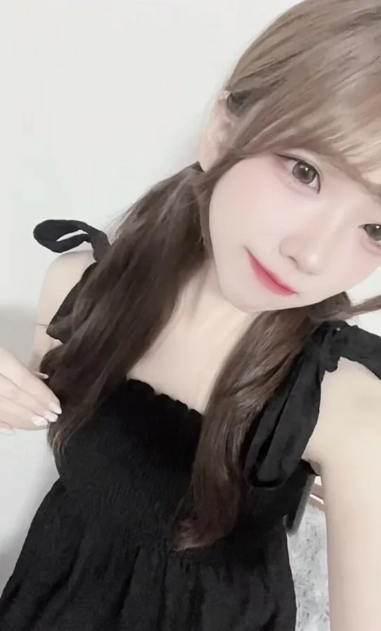 成瀬ひな
