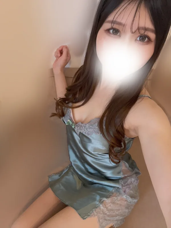 白川 えれな
