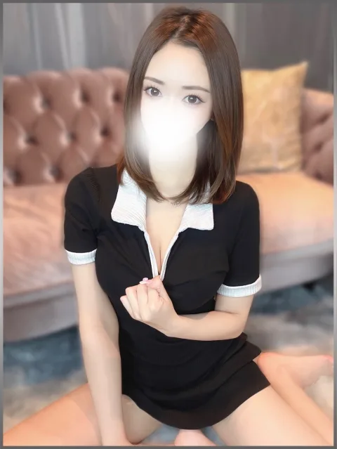 鏡乃ゆあ