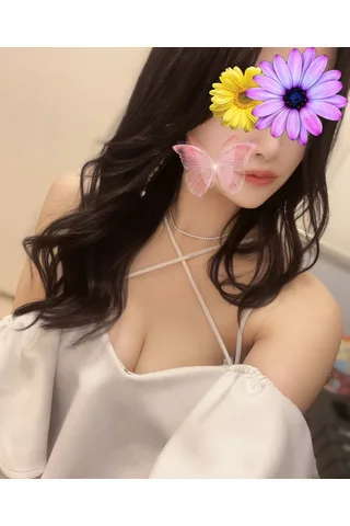 潤奈 JUNNA