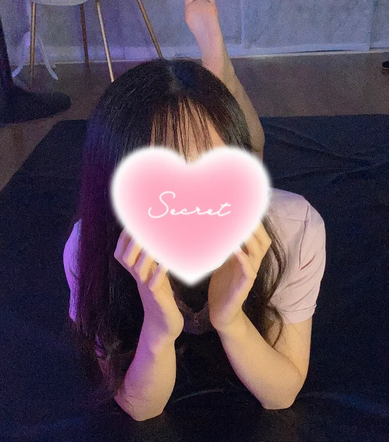 橘花にこ