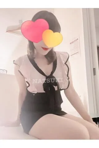 夏木ひとみ