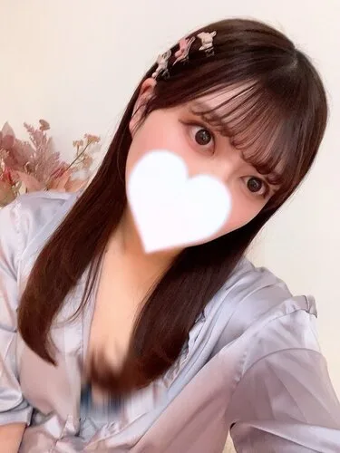 椿みな