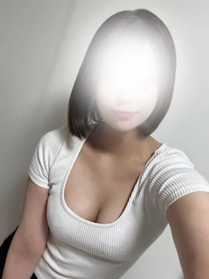 南條ももか