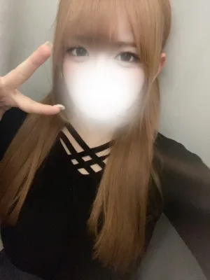 桐谷あろえ