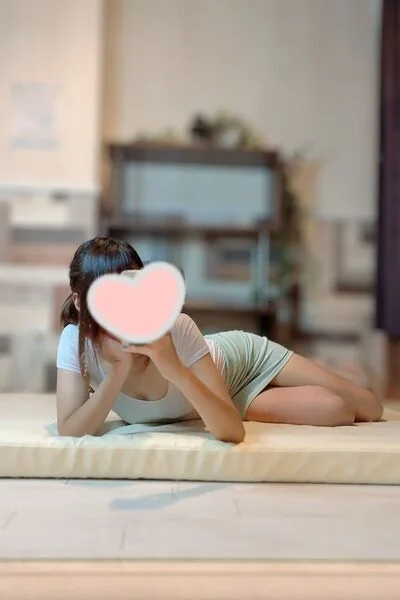 西本なぎさ
